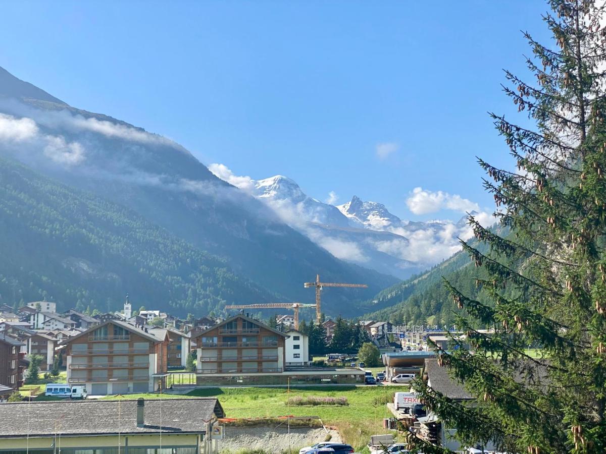 Moderne Dachwohnung Naehe Zermatt Mit Balkon Таш Экстерьер фото