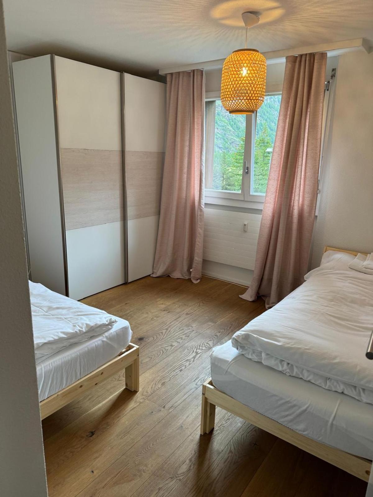 Moderne Dachwohnung Naehe Zermatt Mit Balkon Таш Экстерьер фото